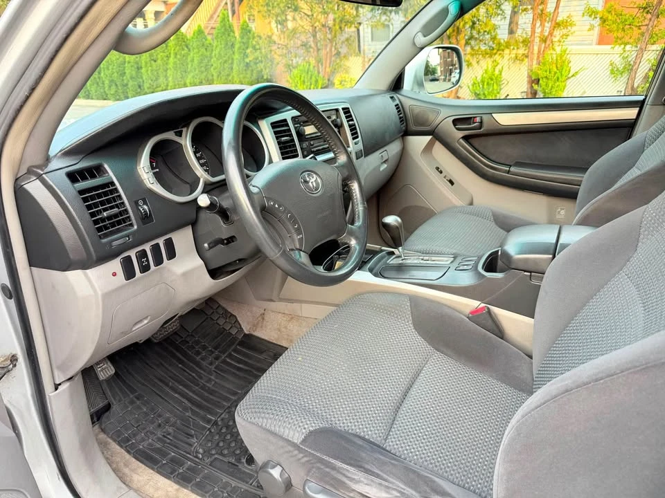 2004 Toyota 4Runner 4th Gen - Image 7 of 12