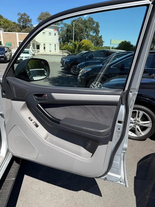 2004 Toyota 4Runner 4th Gen - Image 10 of 14