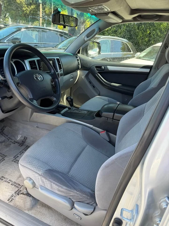 2004 Toyota 4Runner 4th Gen - Image 6 of 14