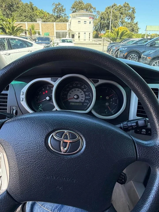 2004 Toyota 4Runner 4th Gen - Image 14 of 14