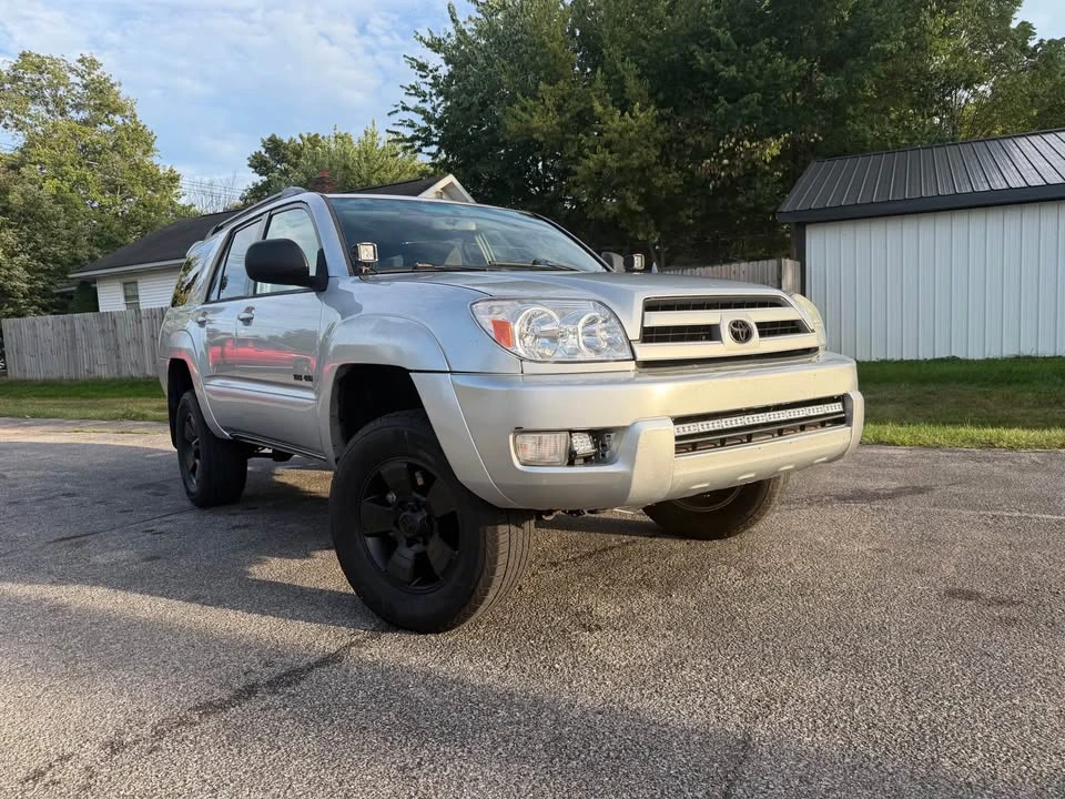 2004 Toyota 4Runner 4th Gen - Image 2 of 19