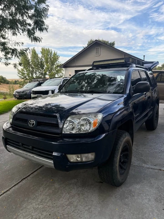 2004 Toyota 4Runner 4th Gen - Image 2 of 9