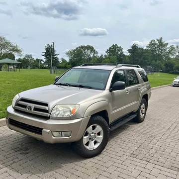 2004 Toyota 4Runner SR5 Sport Utility 2D