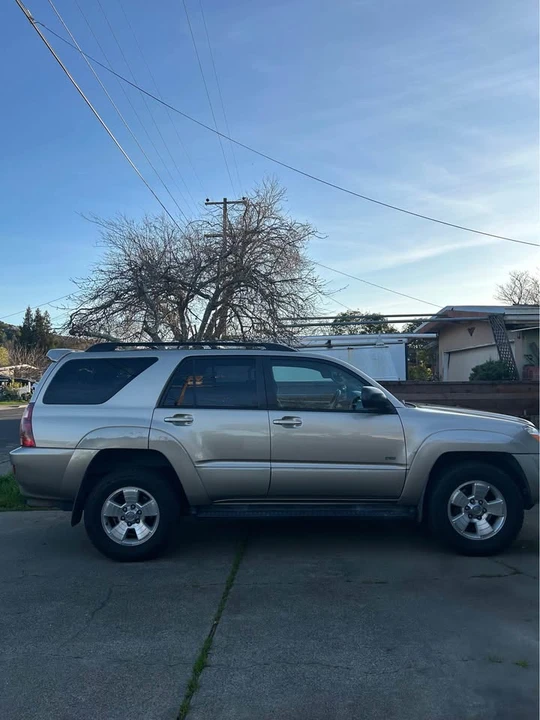 2004 Toyota 4Runner 4th Gen - Image 4 of 12