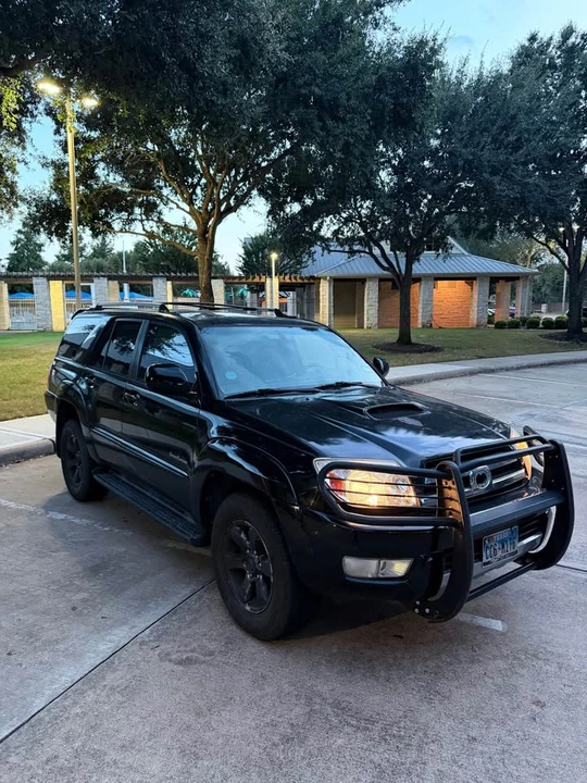 2004 Toyota 4Runner 4th Gen - Image 2 of 10