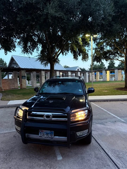 2004 Toyota 4Runner 4th Gen - Image 3 of 10