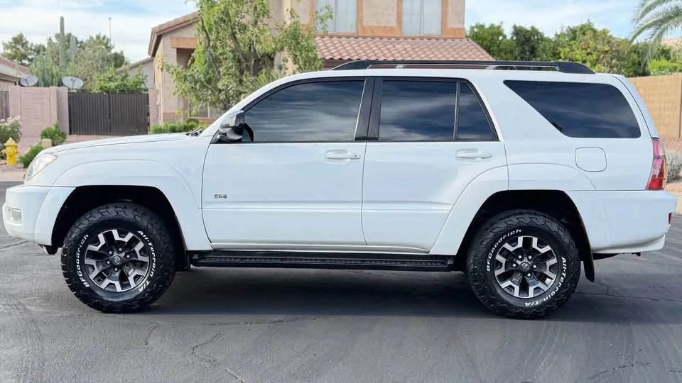 2004 Toyota 4Runner 4th Gen - Image 2 of 11
