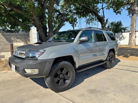2004 Toyota 4Runner SR5 Sport Utility 2D
