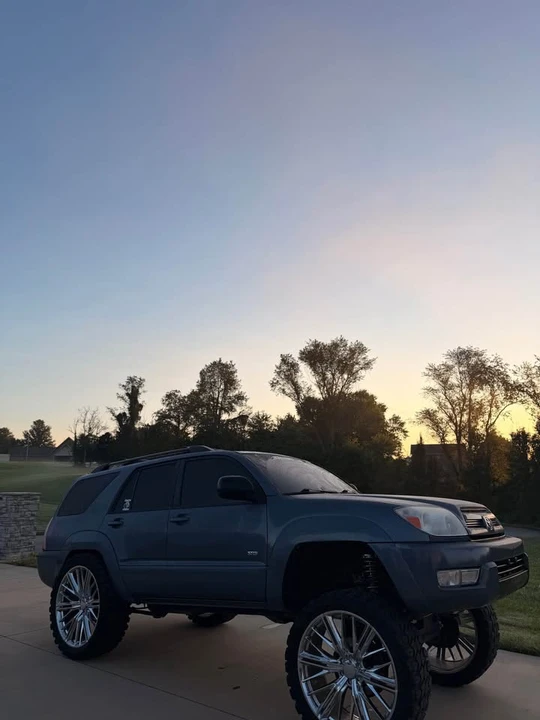 2004 Toyota 4Runner 4th Gen - Image 4 of 5