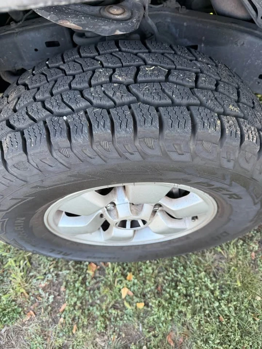 2004 Toyota 4Runner 4th Gen - Image 4 of 8