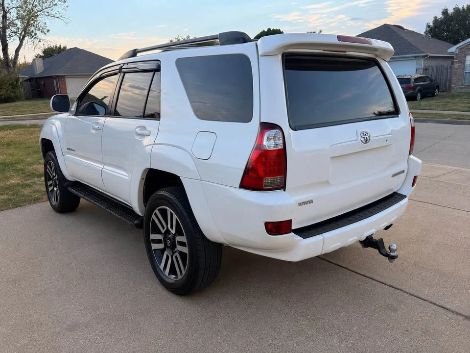 2004 Toyota 4Runner 4th Gen - Image 6 of 10