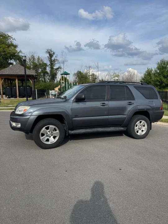 2004 Toyota 4Runner 4th Gen - Image 2 of 9