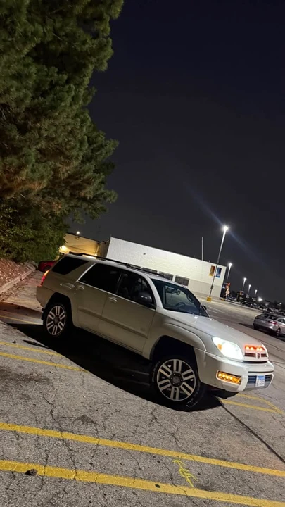 2004 Toyota 4Runner 4th Gen - Image 3 of 6