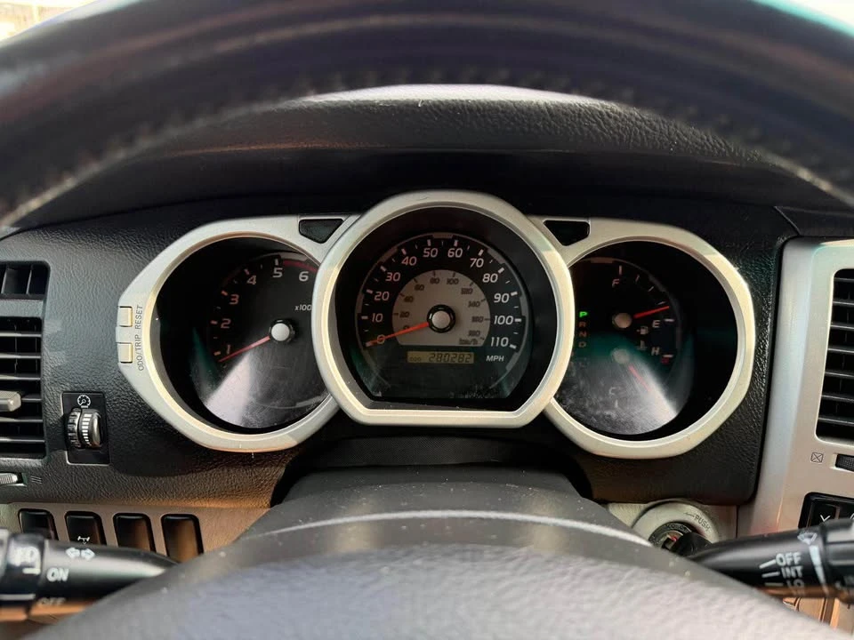 2004 Toyota 4Runner 4th Gen - Image 10 of 20
