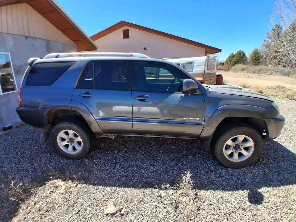 2004 Toyota 4Runner 4th Gen - Image 3 of 12