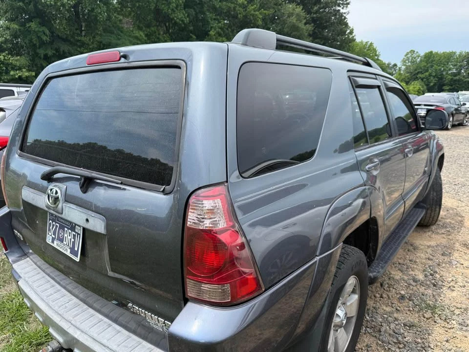 2004 Toyota 4Runner 4th Gen - Image 2 of 8