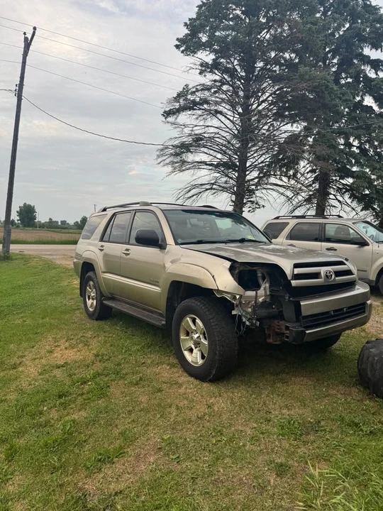 2004 Toyota 4Runner 4th Gen - Image 2 of 3