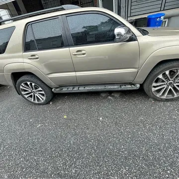 2004 Toyota 4Runner SR5