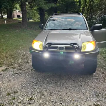 2004 Toyota 4Runner SR5
