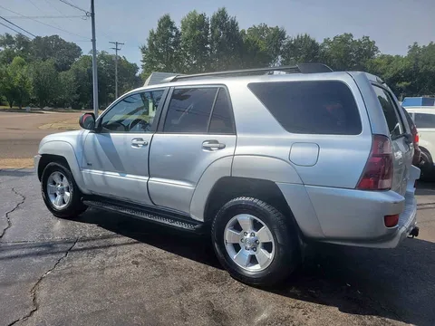 2004 Toyota 4Runner SR5 Sport Utility 4D