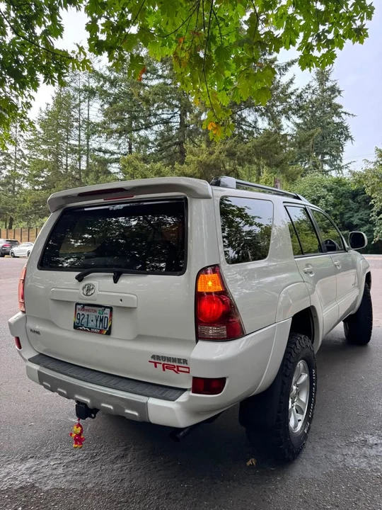 2004 Toyota 4Runner 4th Gen - Image 5 of 11