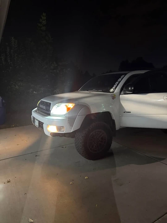 2004 Toyota 4Runner 4th Gen - Image 3 of 5