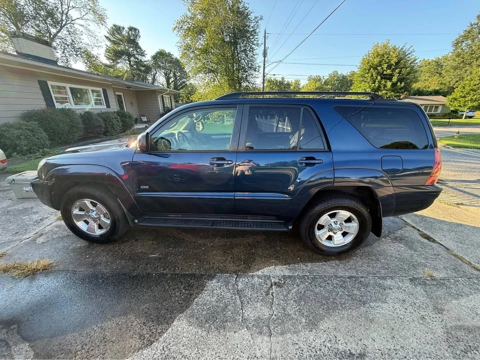 2004 Toyota 4Runner 4th Gen - Image 2 of 19