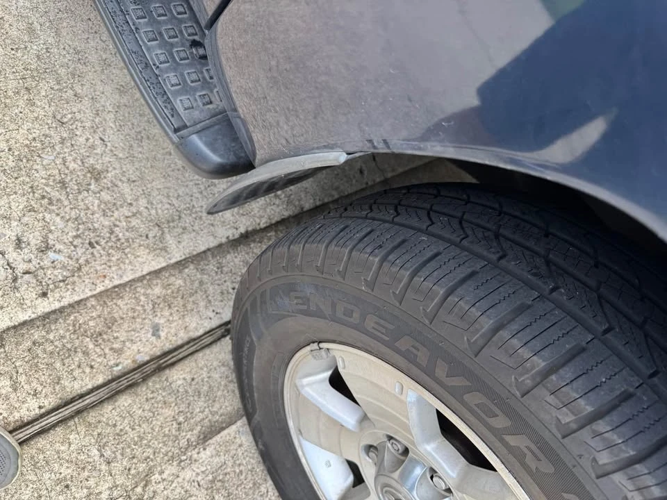 2004 Toyota 4Runner 4th Gen - Image 5 of 12