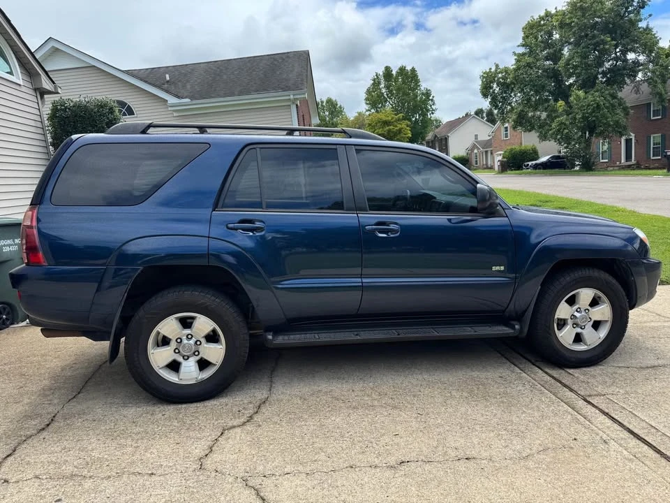 2004 Toyota 4Runner 4th Gen - Image 2 of 12