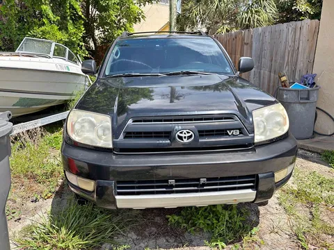 2004 Toyota 4Runner SR5 Sport Utility 4D