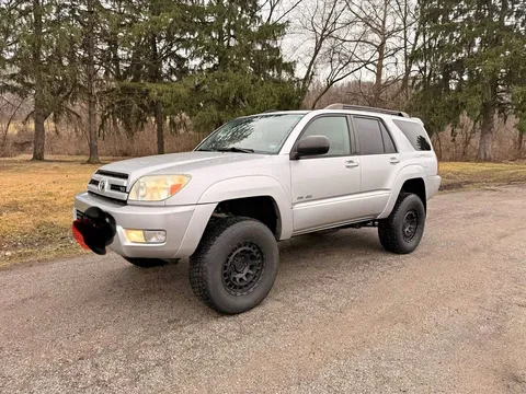 2004 Toyota 4Runner SR5 Sport Utility 4D