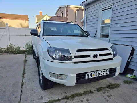 2004 Toyota 4Runner SR5 Sport Utility 4D