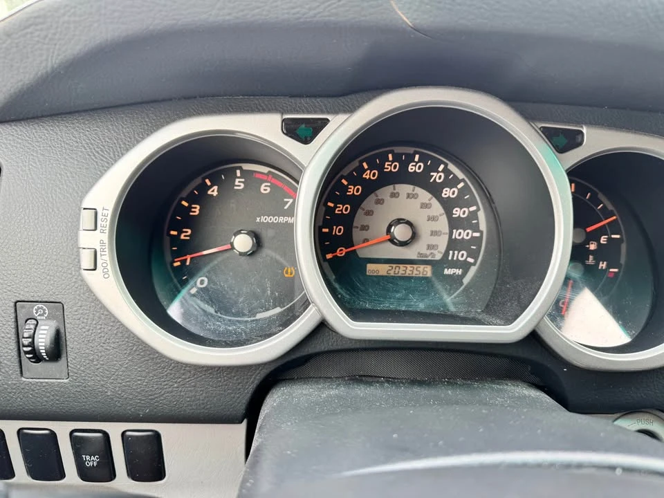 2004 Toyota 4Runner 4th Gen - Image 5 of 11