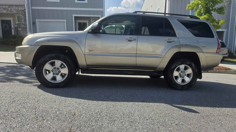 2004 Toyota 4Runner 4th Gen - Image 9 of 15