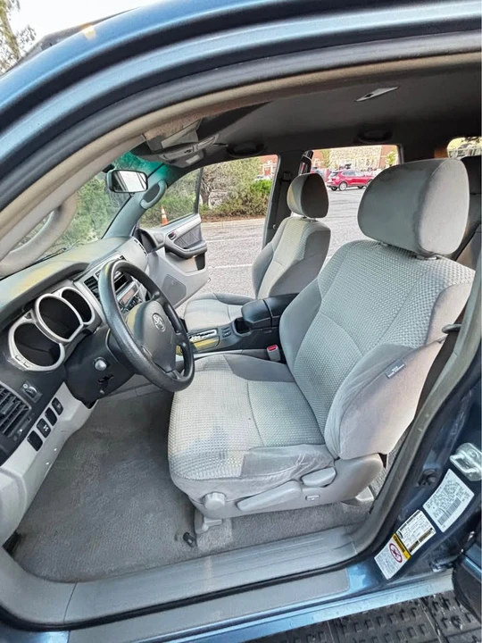 2004 Toyota 4Runner 4th Gen - Image 5 of 13