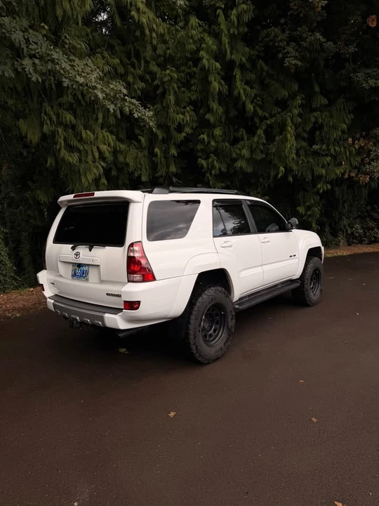 2004 Toyota 4Runner 4th Gen - Image 5 of 20