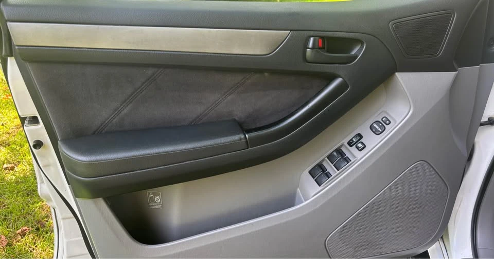 2004 Toyota 4Runner 4th Gen - Image 11 of 20