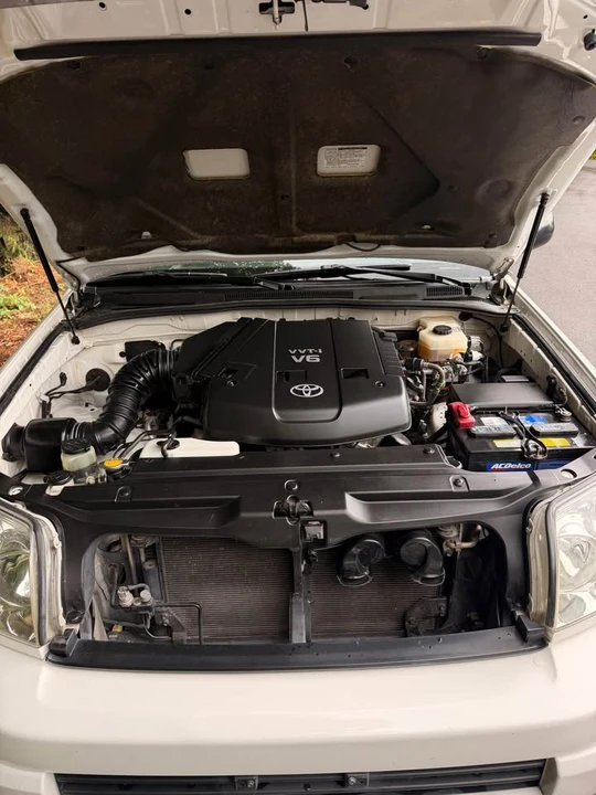2004 Toyota 4Runner 4th Gen - Image 8 of 20