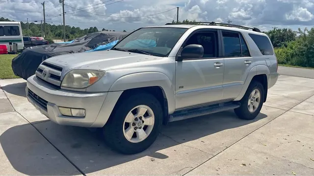 2004 Toyota 4Runner SR5 Sport Utility 4D