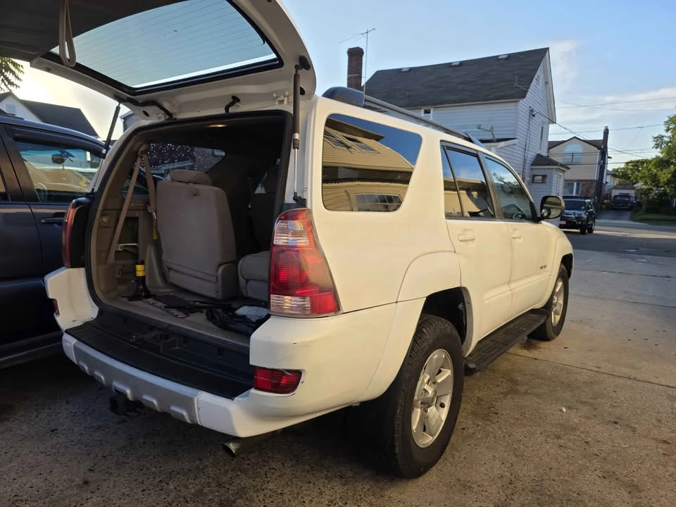 2004 Toyota 4Runner 4th Gen - Image 10 of 16