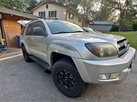 2004 Toyota 4Runner SR5 Sport Utility 4D