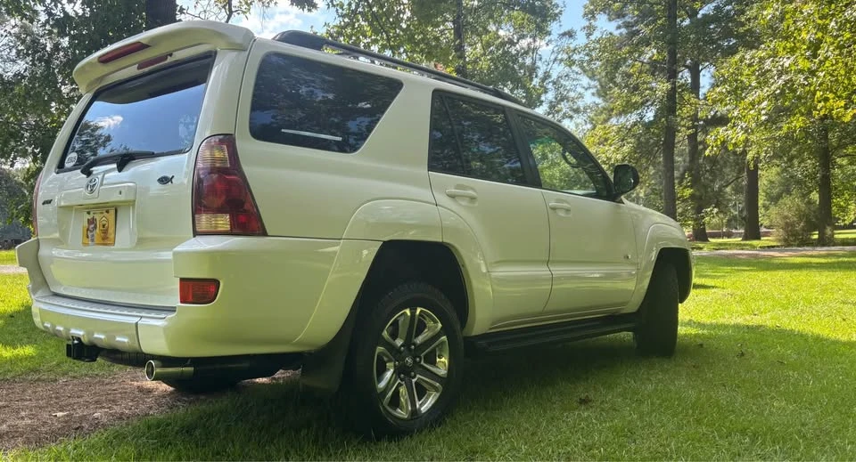 2004 Toyota 4Runner 4th Gen - Image 2 of 20