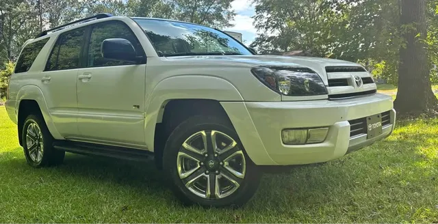 2004 Toyota 4Runner SR5 Sport Utility 4D