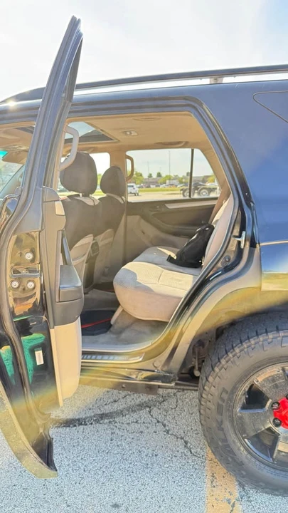2004 Toyota 4Runner 4th Gen - Image 8 of 12