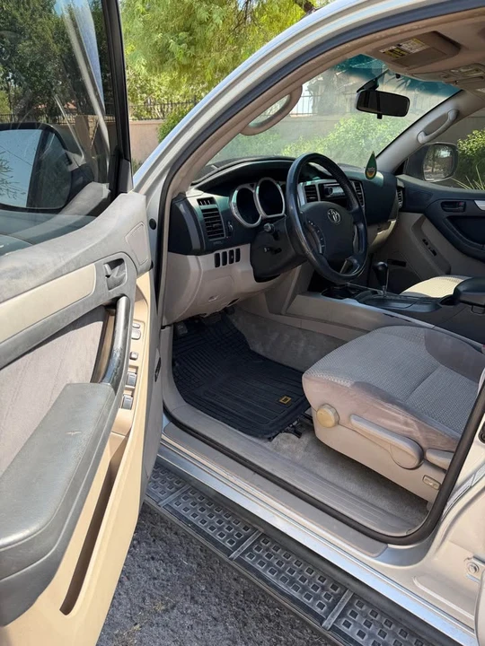 2004 Toyota 4Runner 4th Gen - Image 9 of 12