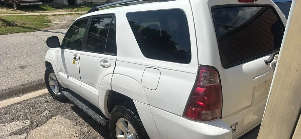 2004 Toyota 4Runner 4th Gen - Image 5 of 9