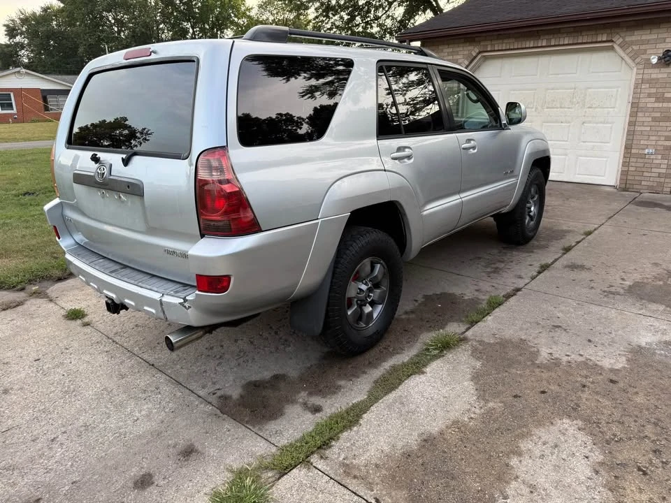 2004 Toyota 4Runner 4th Gen - Image 9 of 9