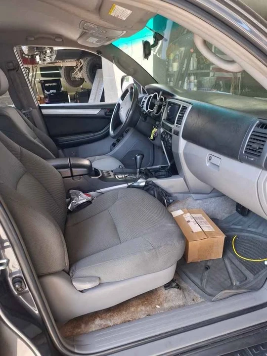2004 Toyota 4Runner 4th Gen - Image 3 of 8