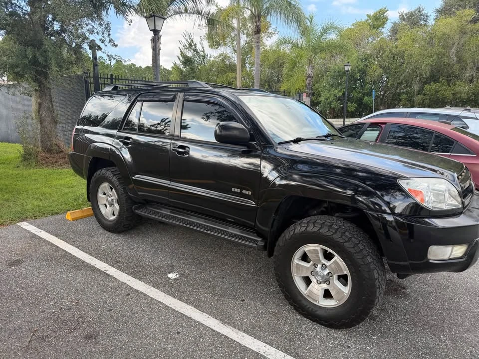 2004 Toyota 4Runner 4th Gen - Image 2 of 7