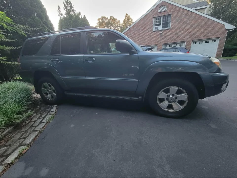 2004 Toyota 4Runner 4th Gen - Image 3 of 10